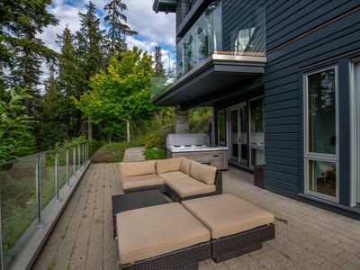 Luxury Villa Photo #4