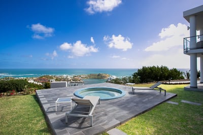 Luxury Villa Photo #10