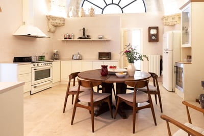 Luxury Villa Photo #12