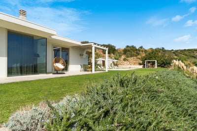 Luxury Villa Photo #14