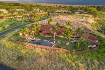 Luxury Villa Photo #21