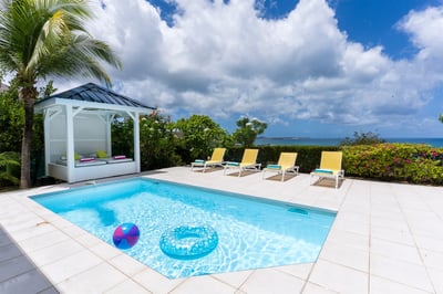 Luxury Villa Photo #2
