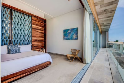 Luxury Villa Photo #19