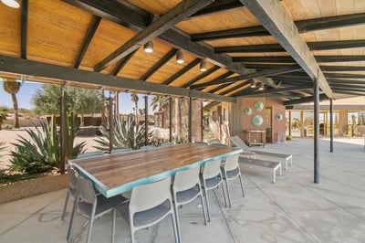 Luxury Villa Photo #3