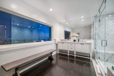 Luxury Villa Photo #29