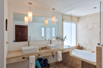 Luxury Villa Photo #23