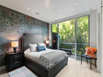 Luxury Villa Photo #15
