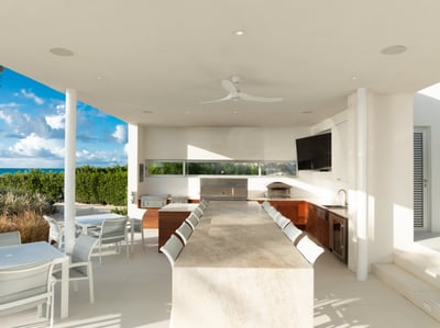 Luxury Villa Photo #26