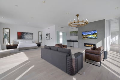 Luxury Villa Photo #31