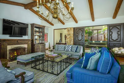 Luxury Villa Photo #16