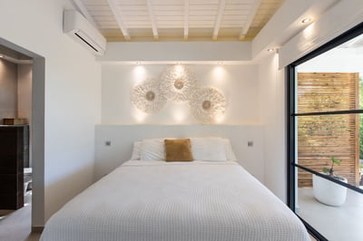 Luxury Villa Photo #48