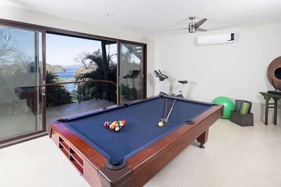 Luxury Villa Photo #26