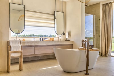 Luxury Villa Photo #25