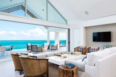 Luxury Villa Photo #15