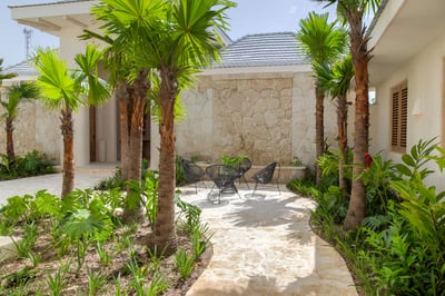 Luxury Villa Photo #26