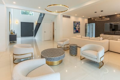 Luxury Villa Photo #24