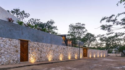 Luxury Villa Photo #22