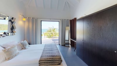 Luxury Villa Photo #50