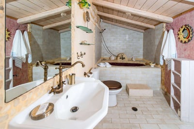 Luxury Villa Photo #19
