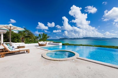 Luxury Villa Photo #5