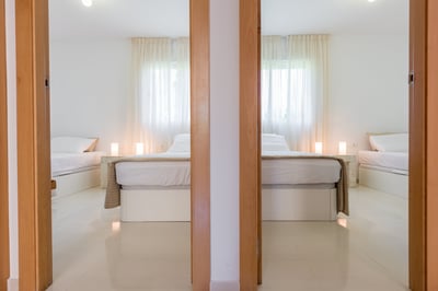 Luxury Villa Photo #33
