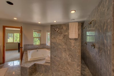 Luxury Villa Photo #27