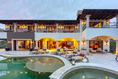 Luxury Villa Photo #20