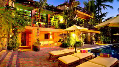 Luxury Villa Photo #4
