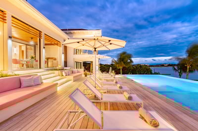 Luxury Villa Photo #33