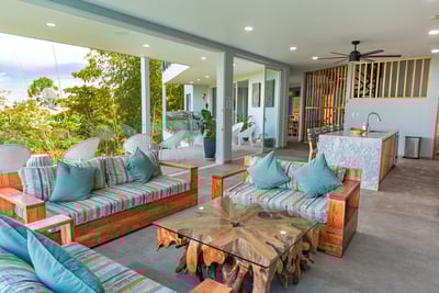 Luxury Villa Photo #22