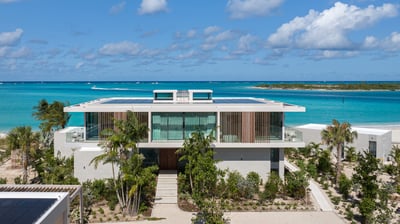 Luxury Villa Photo #6