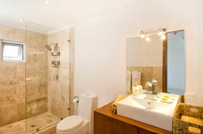 Luxury Villa Photo #22