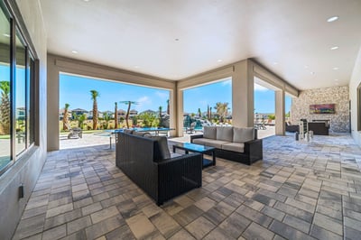 Luxury Villa Photo #11