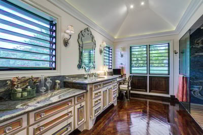 Luxury Villa Photo #19
