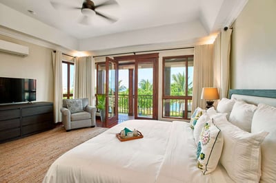 Luxury Villa Photo #20
