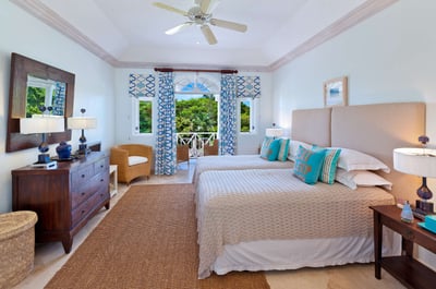 Luxury Villa Photo #11