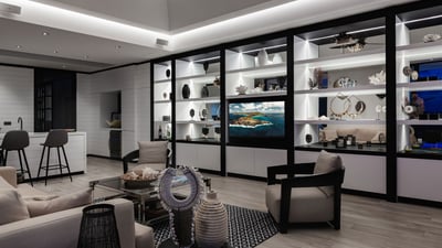 Luxury Villa Photo #26