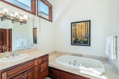 Luxury Villa Photo #12
