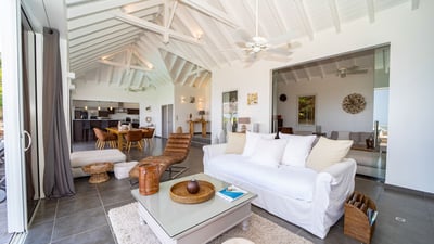 Luxury Villa Photo #21