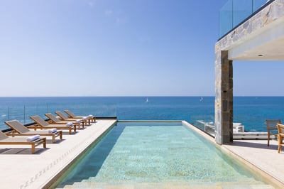 Luxury Villa Photo #3
