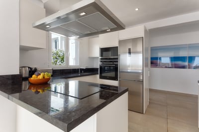 Luxury Villa Photo #21