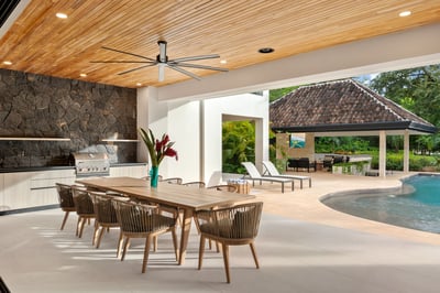 Main House Outdoor Dining Areaaa