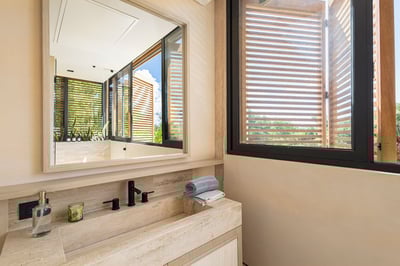 Luxury Villa Photo #33