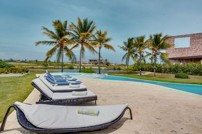 Luxury Villa Photo #10