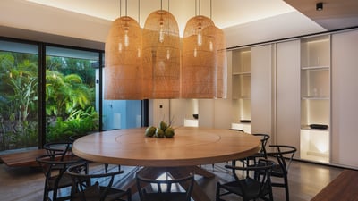 Kitchen & Dining Area