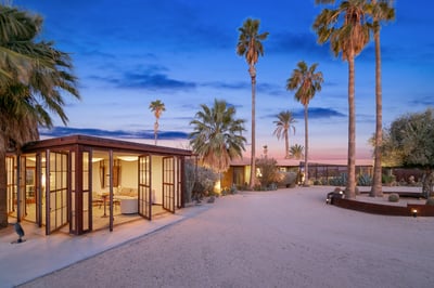 Luxury Villa Photo #15