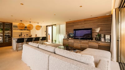 Luxury Villa Photo #33