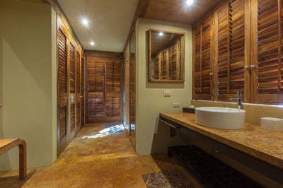 Luxury Villa Photo #33