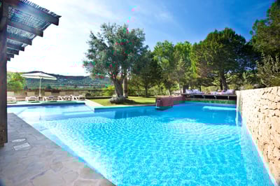 Luxury Villa Photo #2