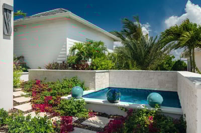 Luxury Villa Photo #23